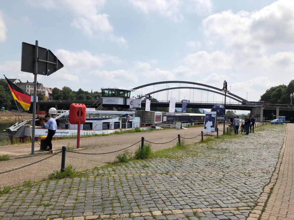 Besuch beim Ausstellungsschiff MS Wissenschaft