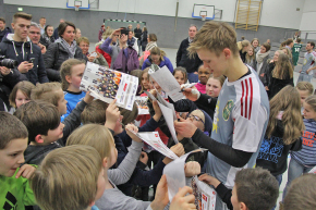 Handball-Pieczkowski mit Fans