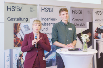 Katharina Kontowski and Maximilian Köster welcome the guests