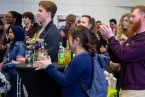 Foto: Der Konferenzsaal ist gefüllt mit Gästen der Internationalen Woche