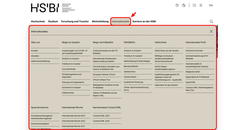 Ausklappmenü Internationales markiert